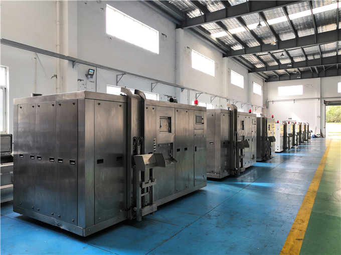 鸿本 餐厨垃圾处理设备 (5).jpg